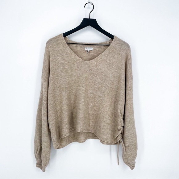 GF Collection V-Neck Knit Sweater Side Tie Tan Large - Picture 1 of 9
